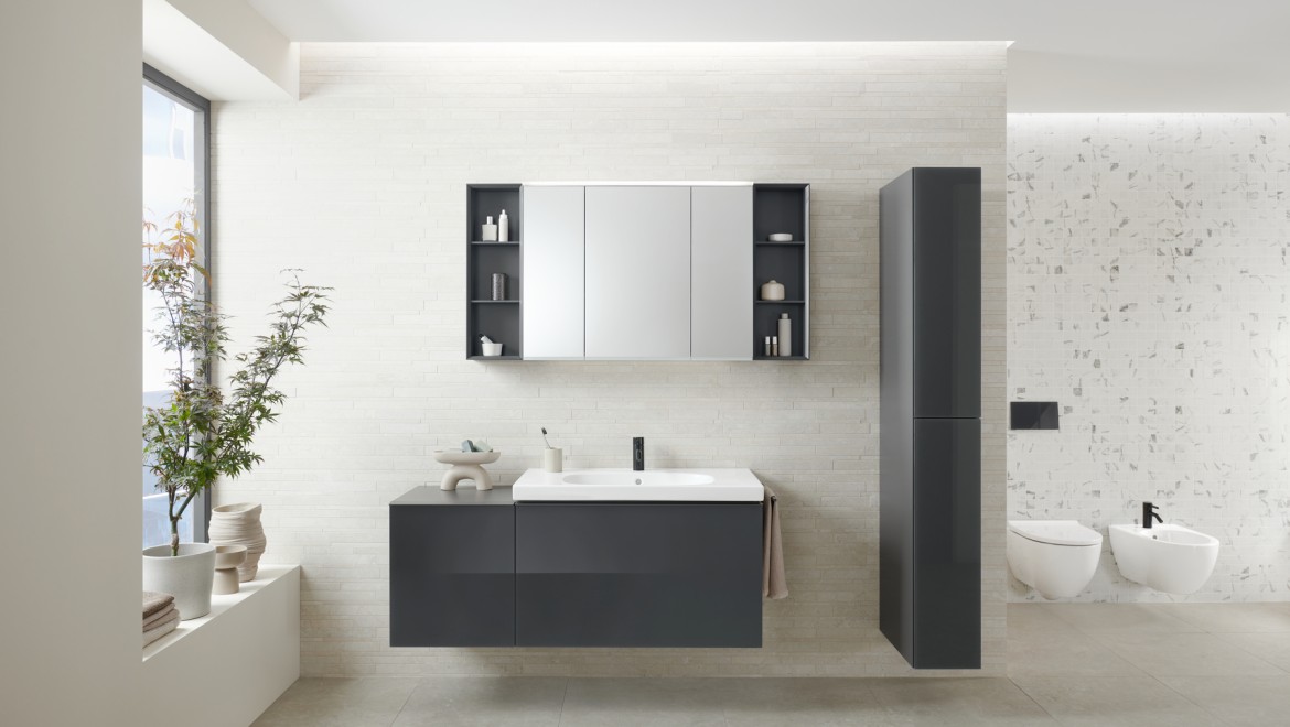 Lavabo Geberit Acanto avec meuble de salle de bains et WC Geberit Acanto