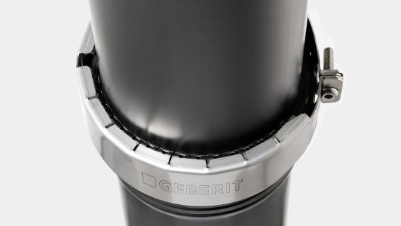 Système d'évacuation des eaux de toiture conventionnel Système d'évacuation des eaux de toiture conventionnel