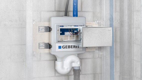 Eine am Ende der Steigleitung installierte Geberit HS30 Hygienespülung (© Geberit) Eine am Ende der Steigleitung installierte Geberit HS30 Hygienespülung (© Geberit)