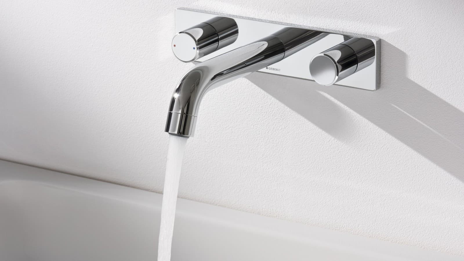 Geberit Wandarmaturen mit laufendem Wasser Geberit Wandarmaturen mit laufendem Wasser