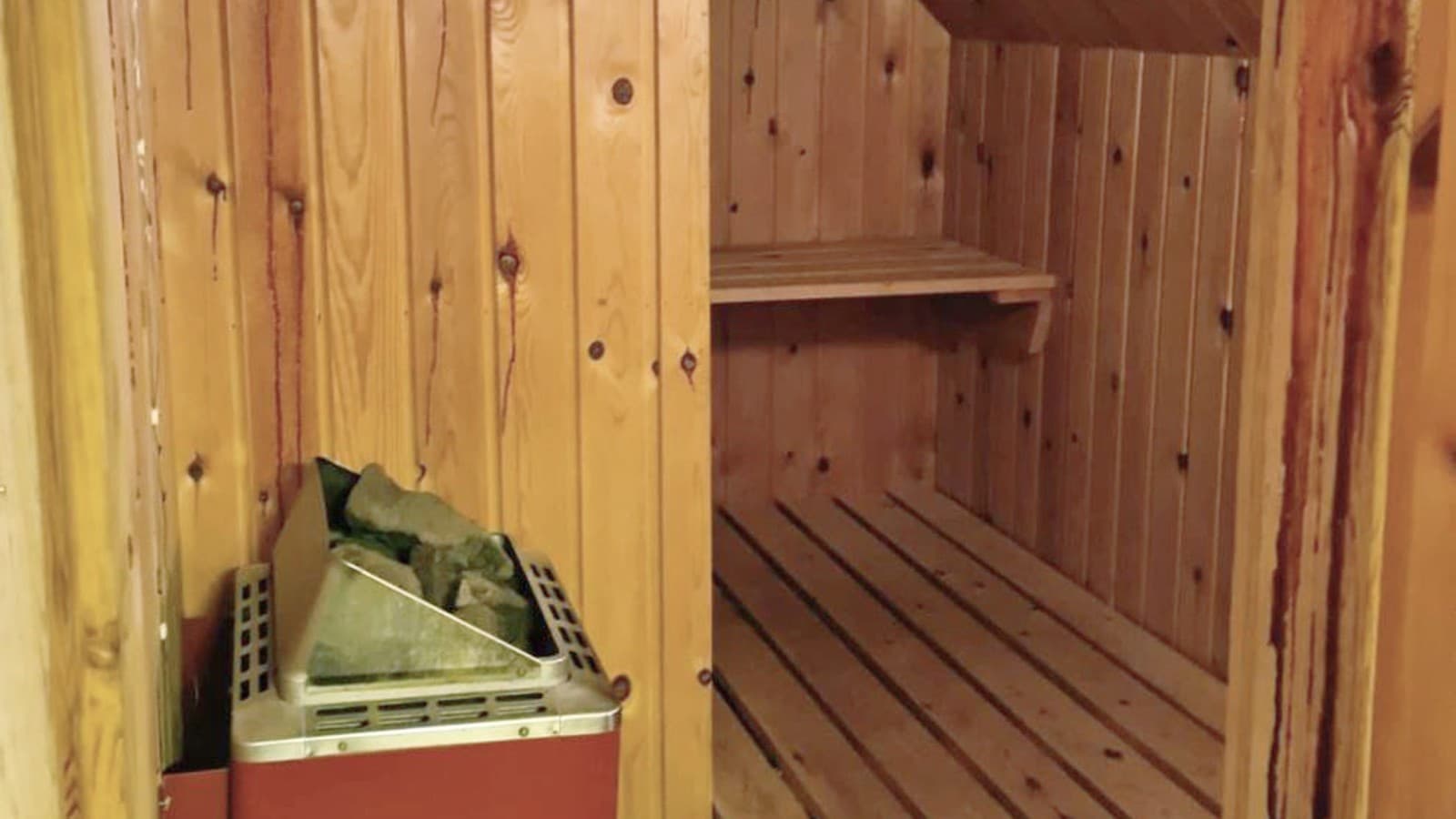 Un sauna avec mansarde (© @triner2 et @strandparken3) Un sauna avec mansarde (© @triner2 et @strandparken3)