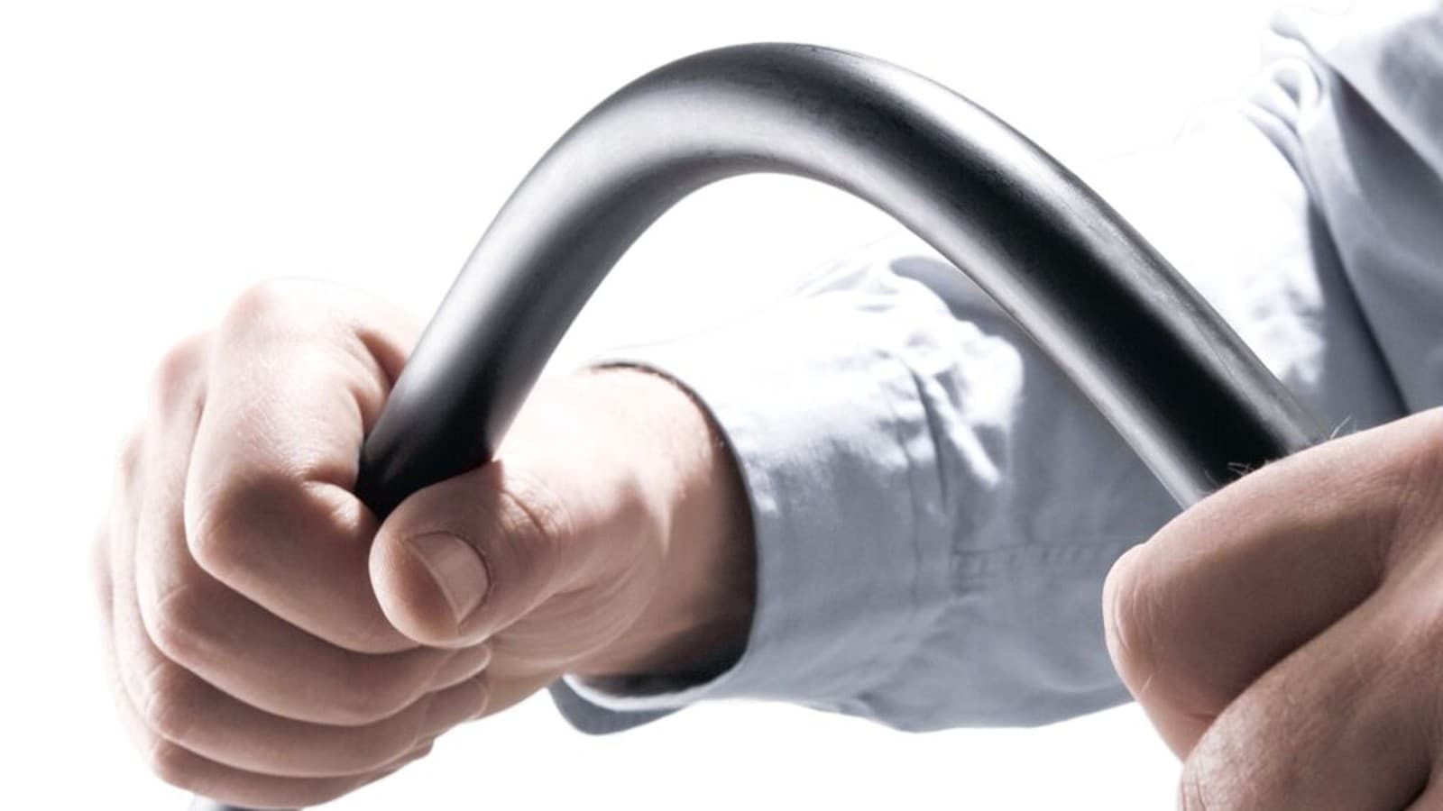 Cintrage sans effort des tubes composites Geberit Mepla Cintrage sans effort des tubes composites Geberit Mepla